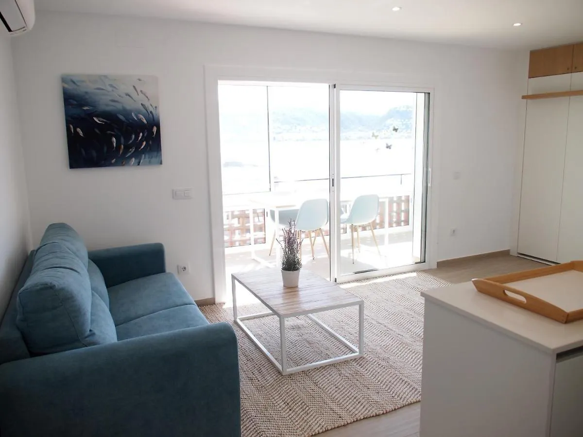 Miramar 40A Apartment Roses